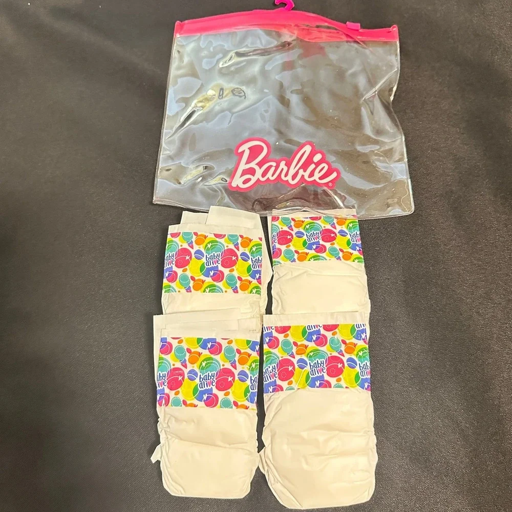 Baby Alive Doll Diaper‎ Refill, Includes 4 Diapers and Barbie plastic carry bag